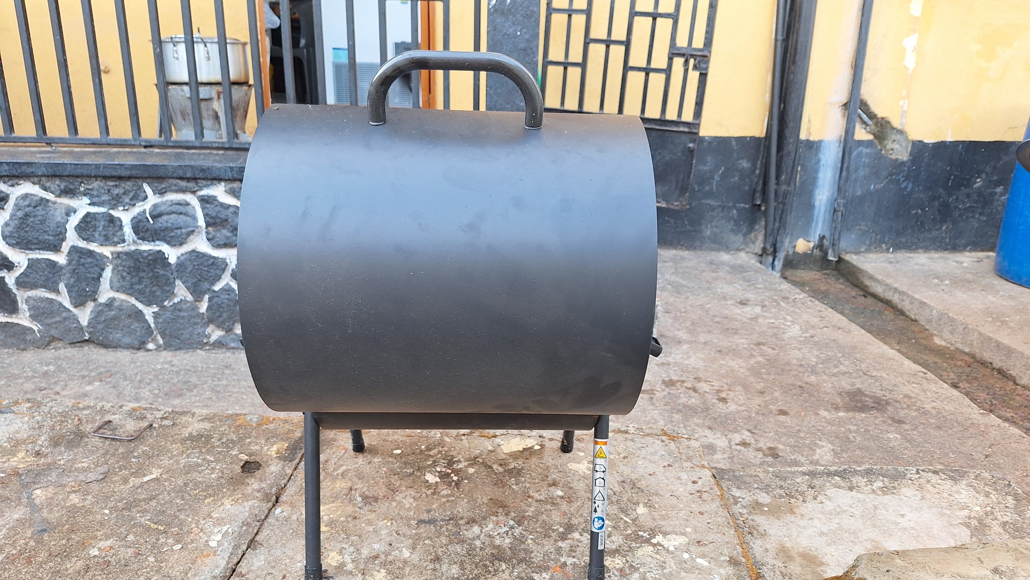 Charcoal Grill thumbnail 3