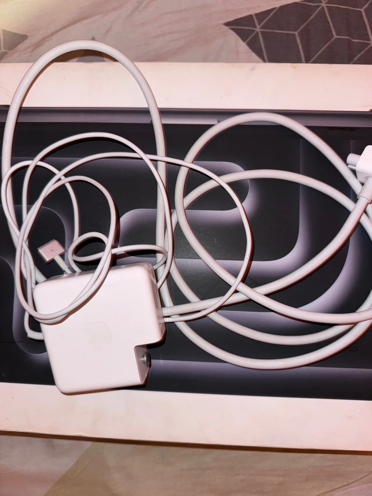 MagSafe 2 Connector MacBook Charger thumbnail 3