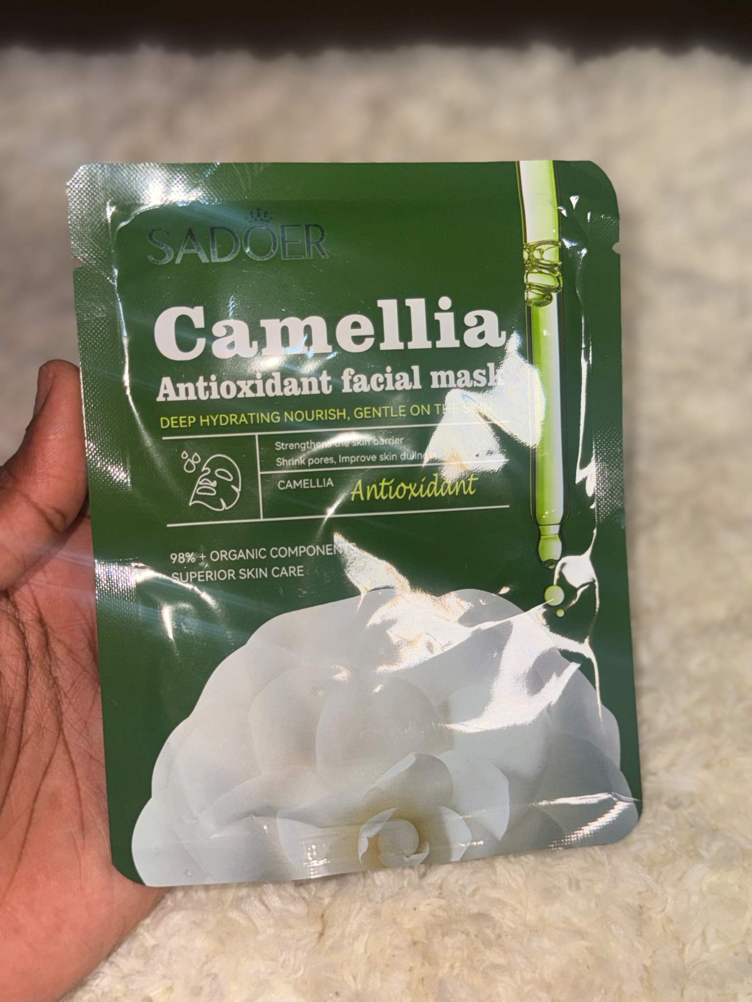 Green Tea Extract-Infused Beauty Facial Mask thumbnail 2