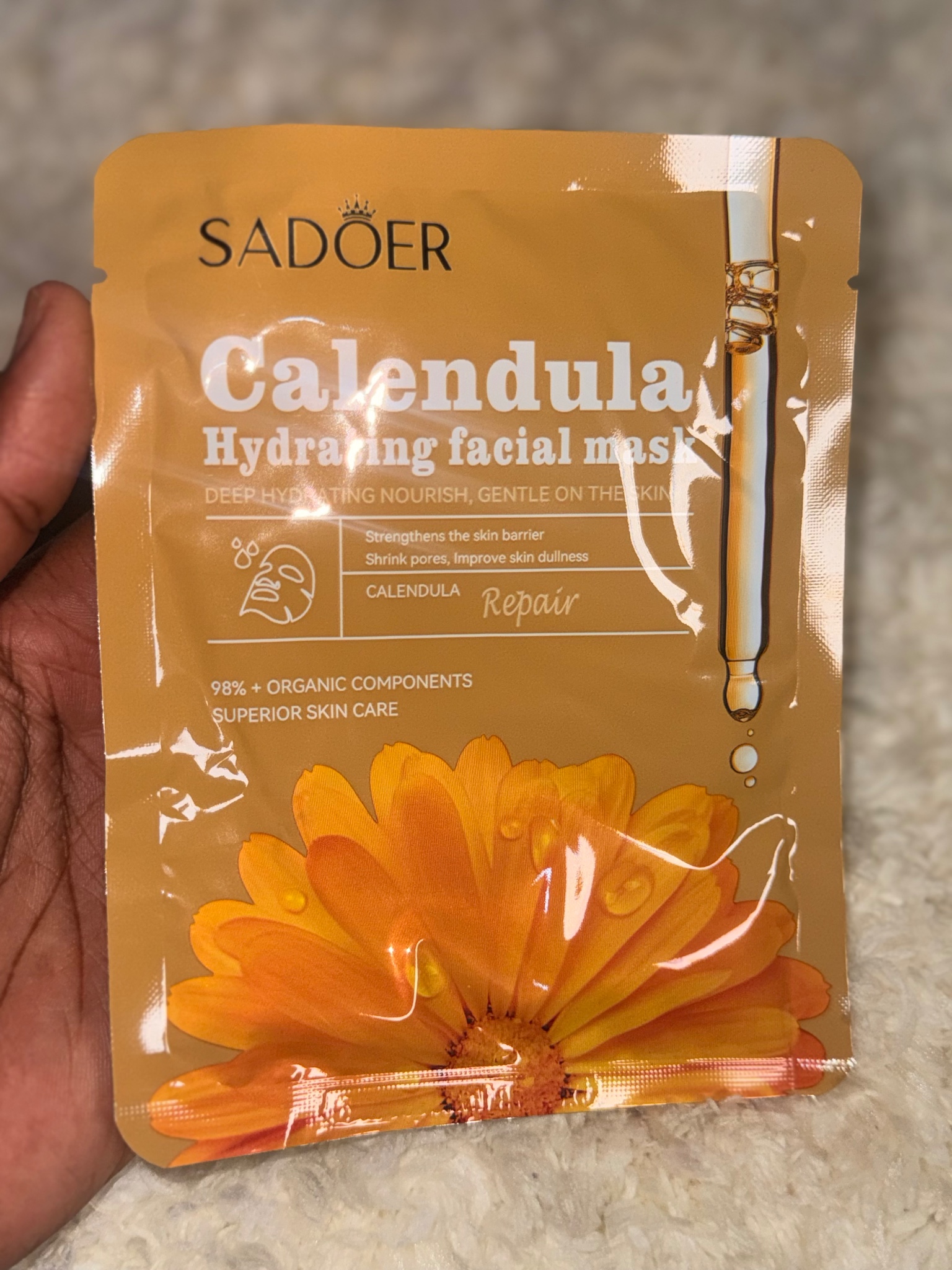 Green Tea Extract-Infused Beauty Facial Mask thumbnail 3