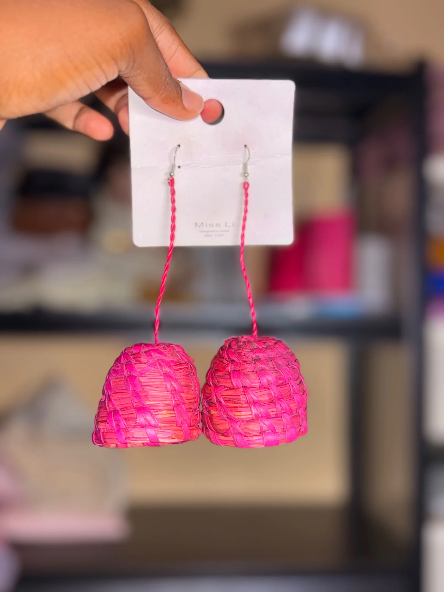 RAFFIA EARRINGS - Image 1