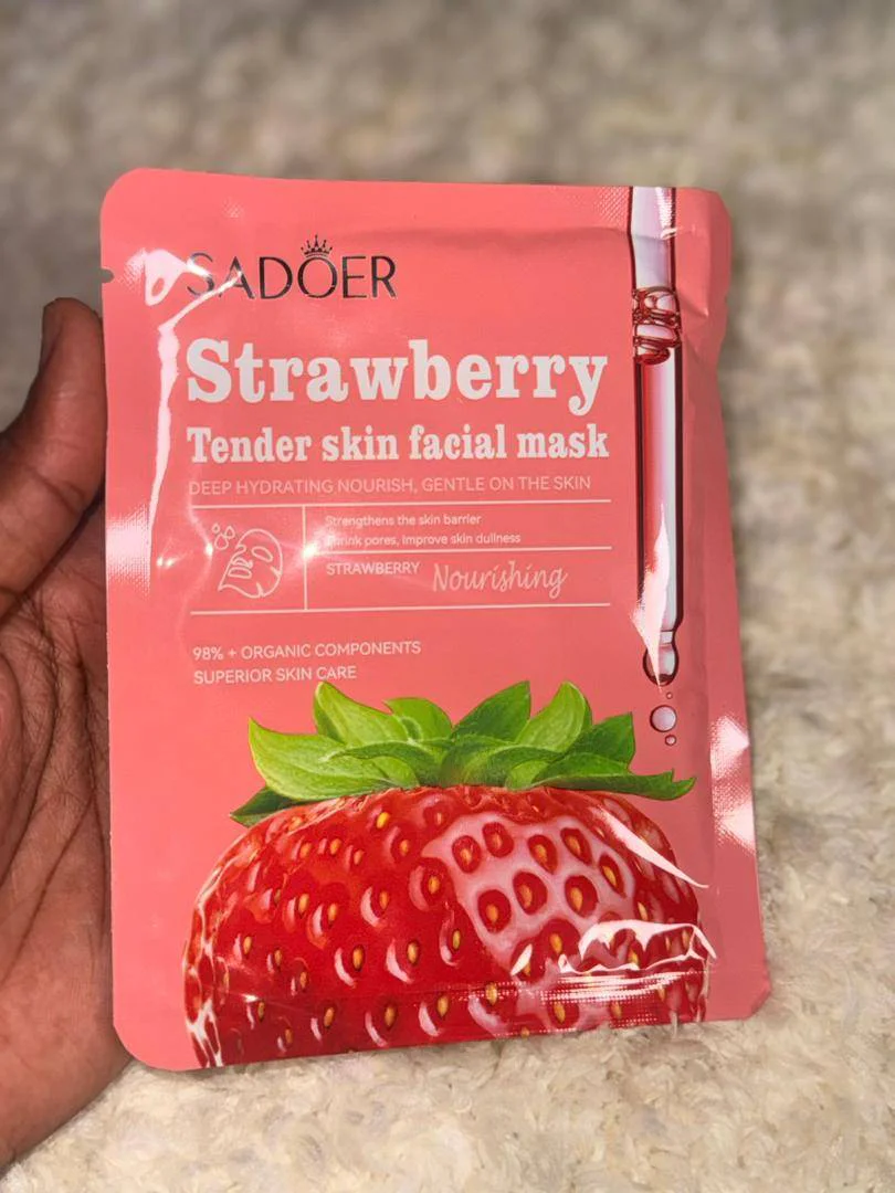 Strawberry Extract-Infused Beauty Facial Mask